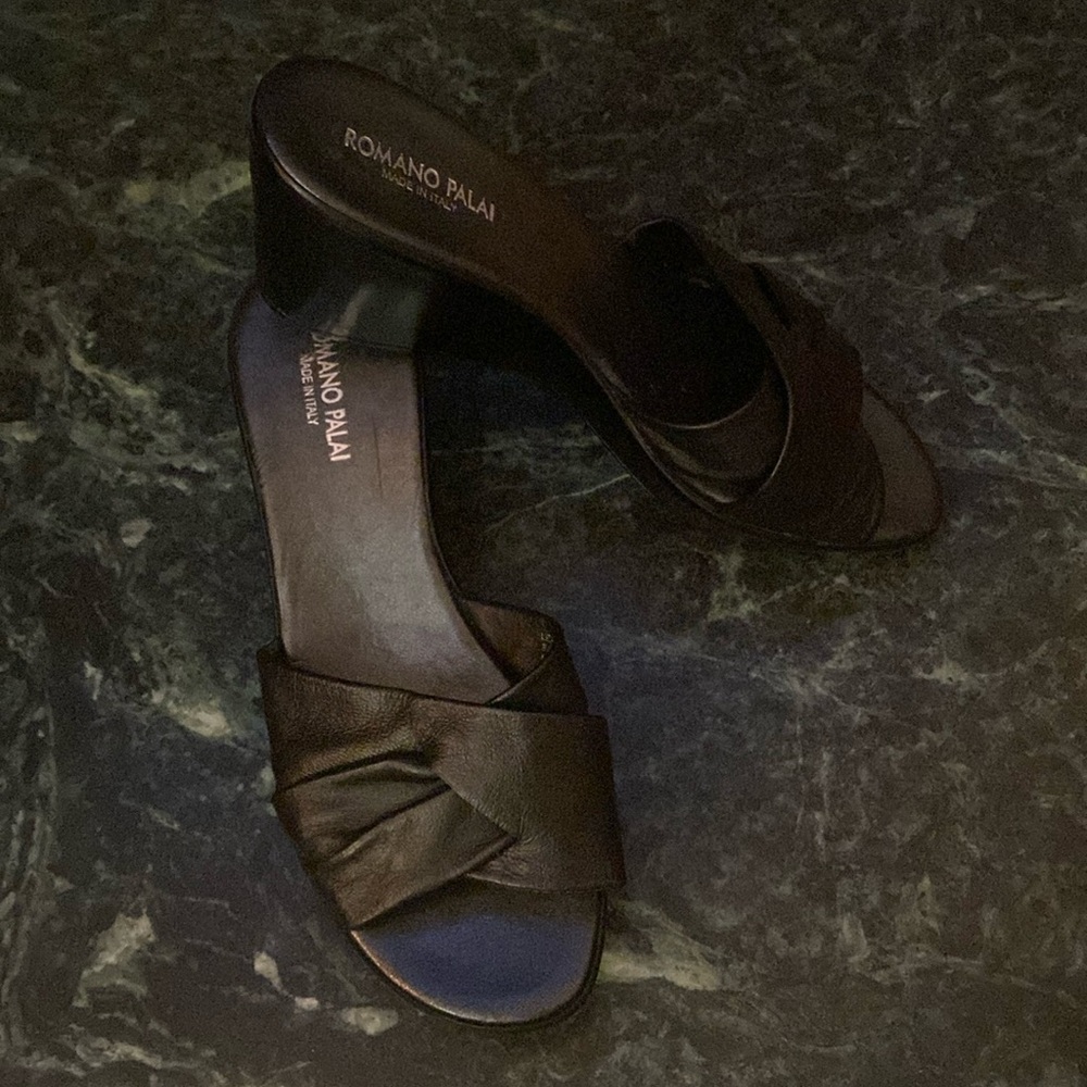 Romano Palai wedge Sandals. Leather.
